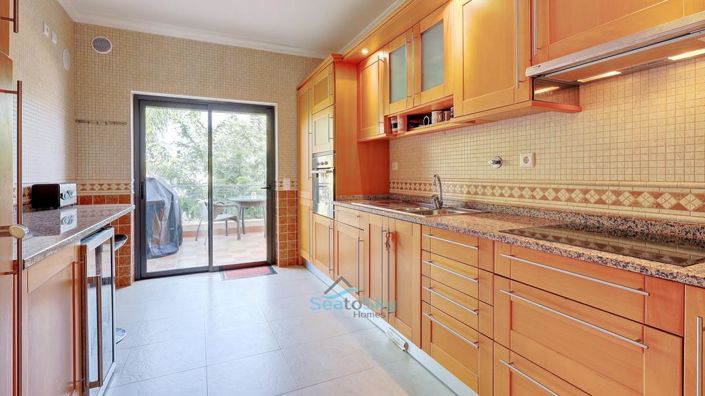 Image No.21-3 Bed Apartment for sale