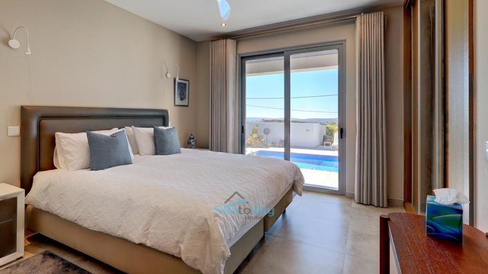 Image No.48-4 Bed House for sale