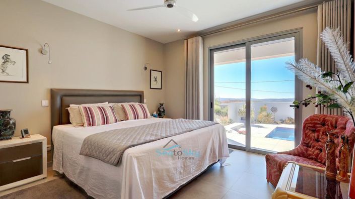 Image No.51-4 Bed House for sale