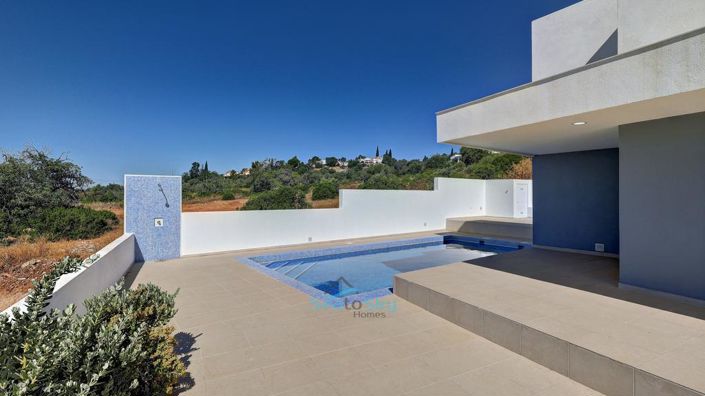 Image No.12-3 Bed House for sale