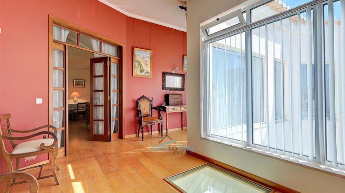 Image No.34-4 Bed House for sale