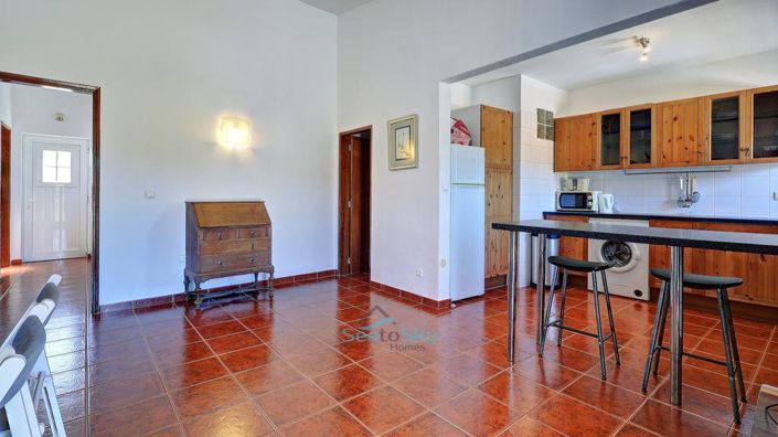 Image No.33-5 Bed House for sale