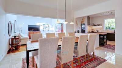 open plan living, dining, kitchen area