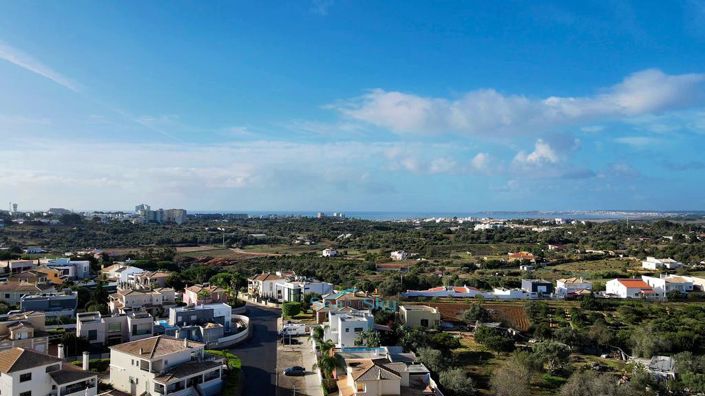 Image No.57-4 Bed House for sale