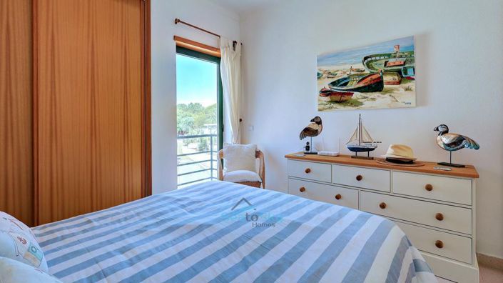 Image No.24-2 Bed Apartment for sale