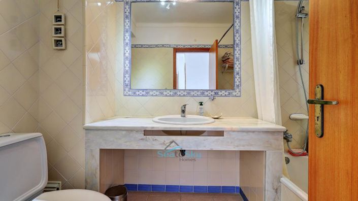 Image No.26-2 Bed Apartment for sale