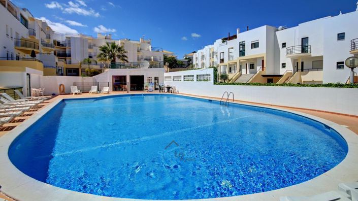 Image No.39-2 Bed Apartment for sale