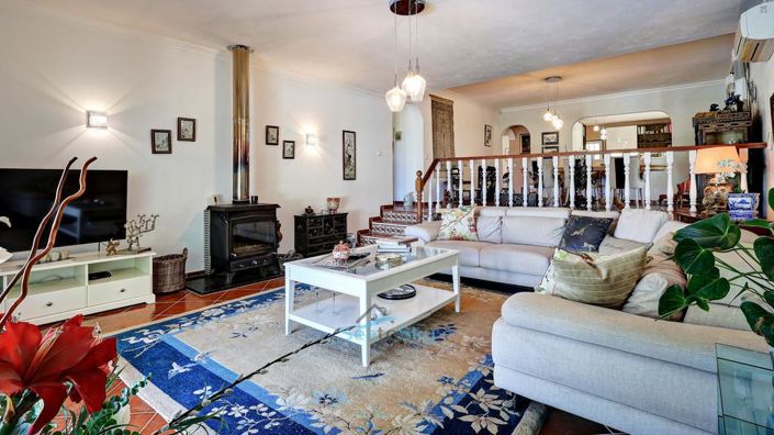 Image No.12-4 Bed House for sale