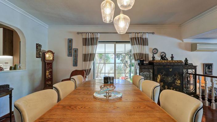 Image No.14-4 Bed House for sale