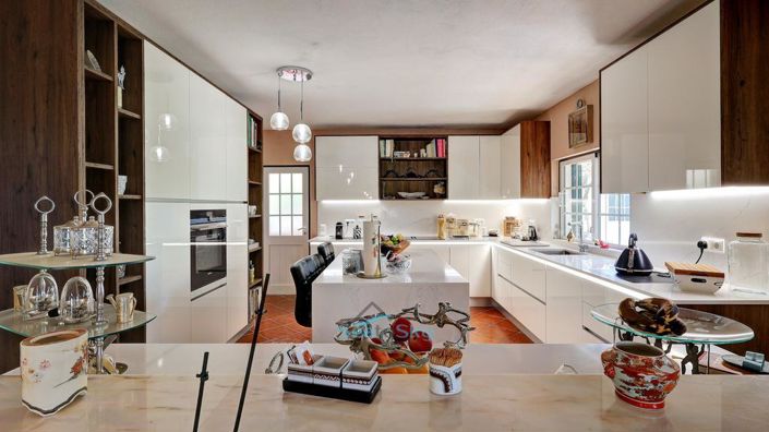 Image No.15-4 Bed House for sale