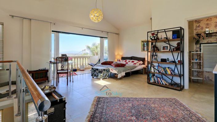 Image No.27-4 Bed House for sale