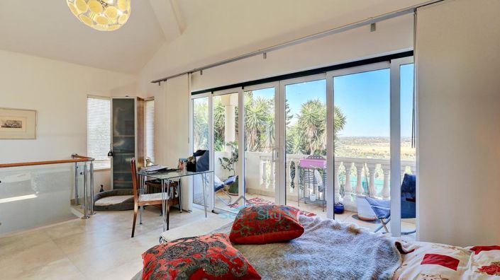 Image No.32-4 Bed House for sale