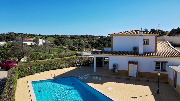 Image No.20-4 Bed House for sale