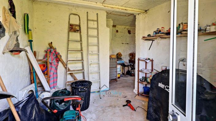 Image No.51-5 Bed House for sale