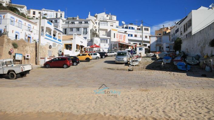 Image No.56-5 Bed House for sale