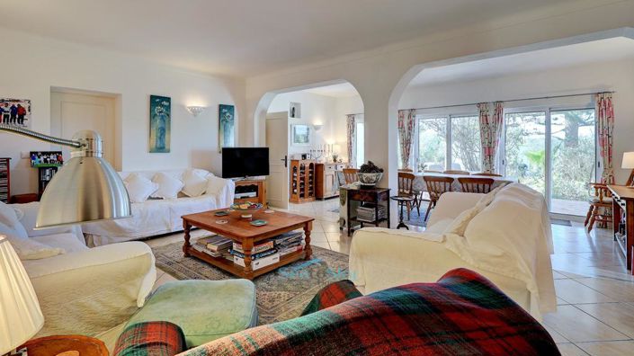 Image No.10-5 Bed House for sale