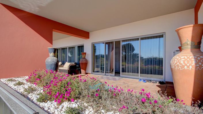 Image No.11-6 Bed House for sale