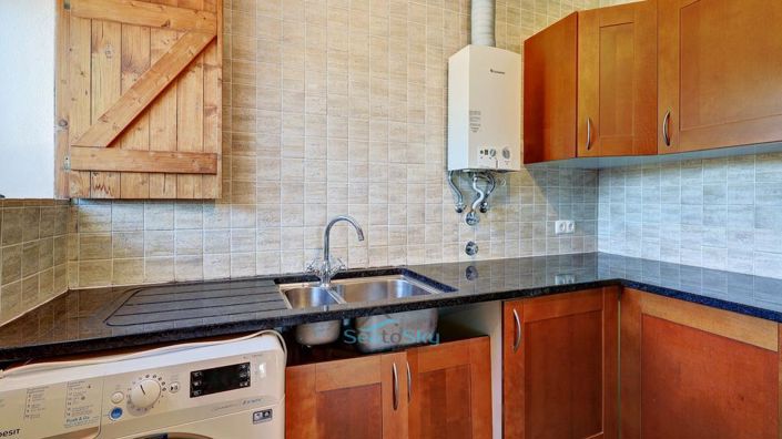 Image No.16-5 Bed House for sale