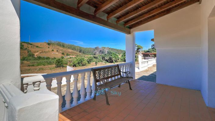 Image No.18-5 Bed House for sale