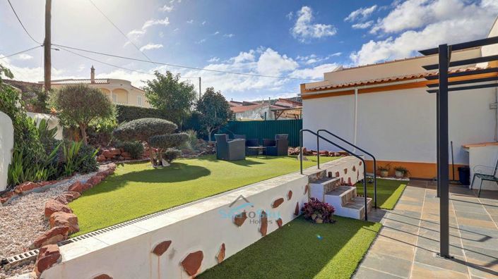 Image No.4-2 Bed House for sale