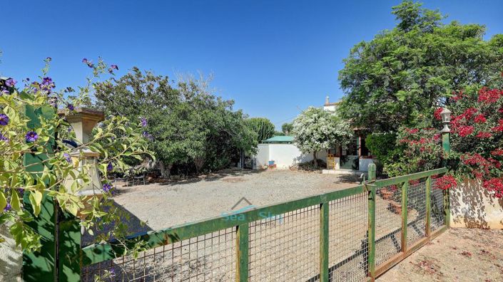 Image No.8-3 Bed House for sale