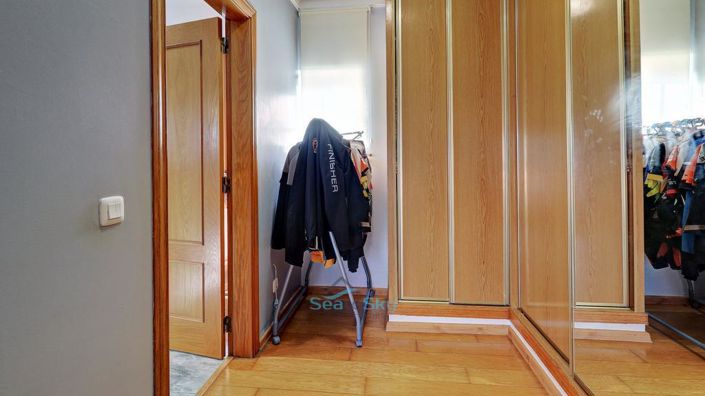 Image No.35-4 Bed House for sale