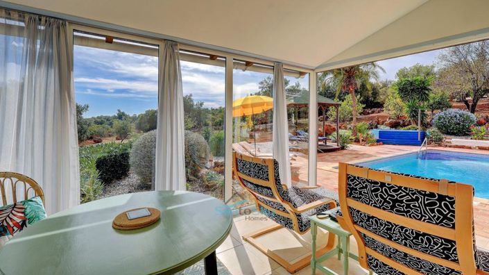 Image No.17-5 Bed House for sale