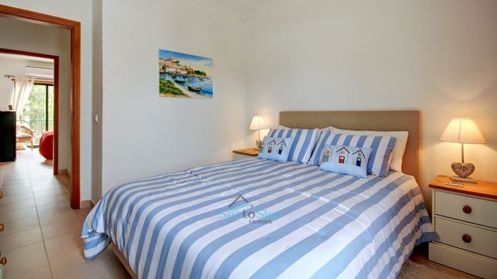 Image No.22-2 Bed Apartment for sale