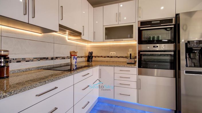 Image No.19-4 Bed House for sale