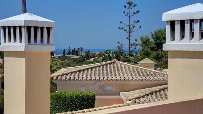 Image No.22-4 Bed House for sale