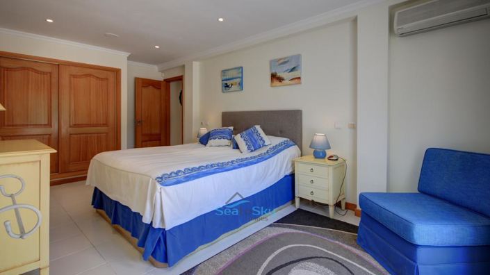 Image No.48-4 Bed House for sale