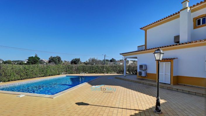 Image No.38-4 Bed House for sale