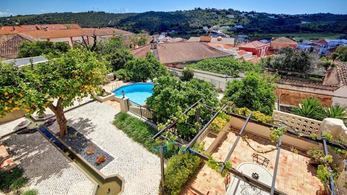 Image No.24-4 Bed House for sale