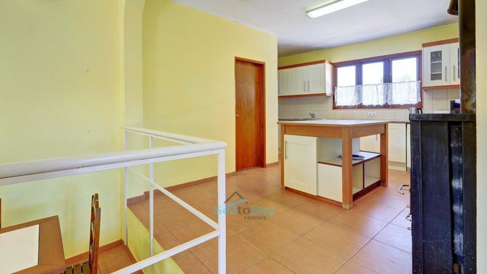 Image No.17-3 Bed House for sale