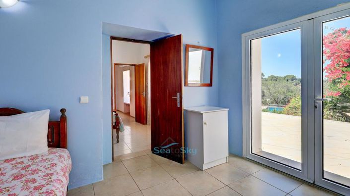 Image No.36-3 Bed House for sale