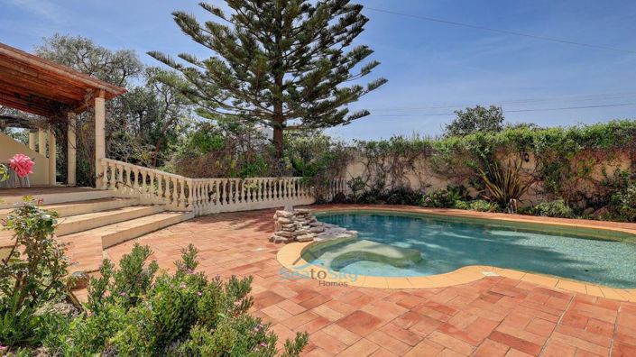 Image No.35-5 Bed House for sale