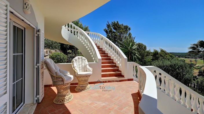 Image No.51-5 Bed House for sale