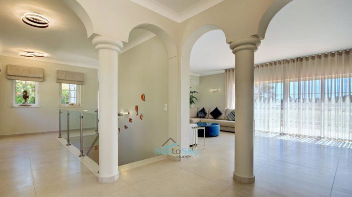 Image No.15-5 Bed House for sale