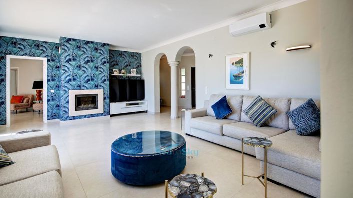 Image No.22-5 Bed House for sale