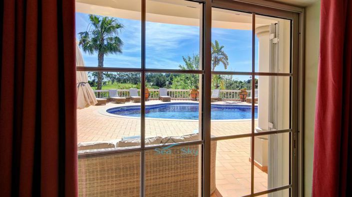 Image No.54-5 Bed House for sale