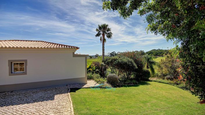 Image No.9-5 Bed House for sale