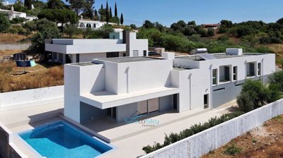 contemporary-style home