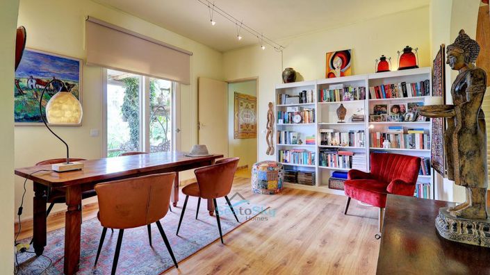 Image No.18-4 Bed House for sale