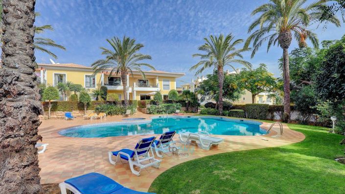 Image No.18-3 Bed Apartment for sale