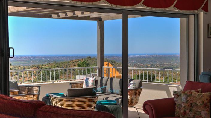 Image No.27-4 Bed House for sale