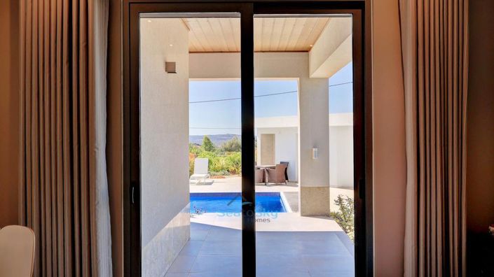 Image No.43-4 Bed House for sale