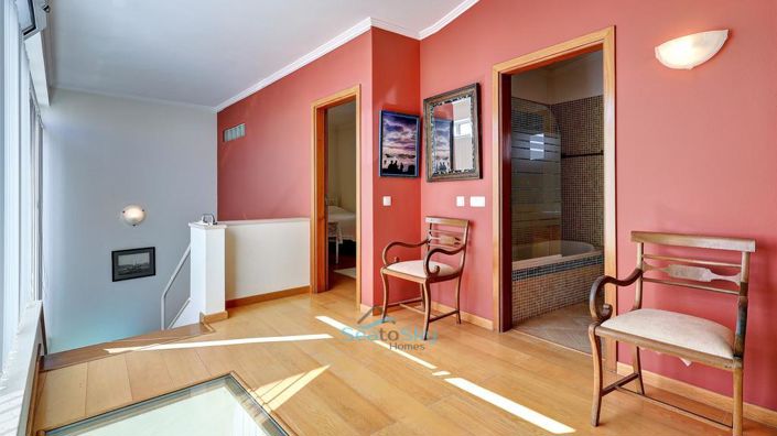 Image No.30-4 Bed House for sale