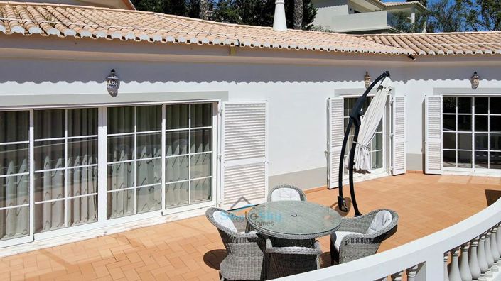 Image No.19-5 Bed House for sale