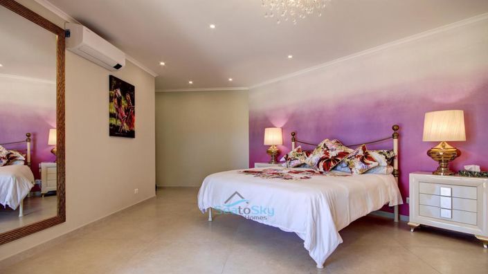 Image No.47-5 Bed House for sale