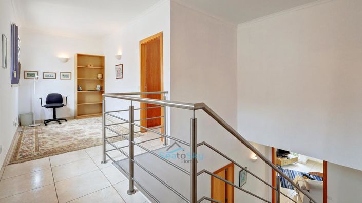 Image No.32-2 Bed House for sale